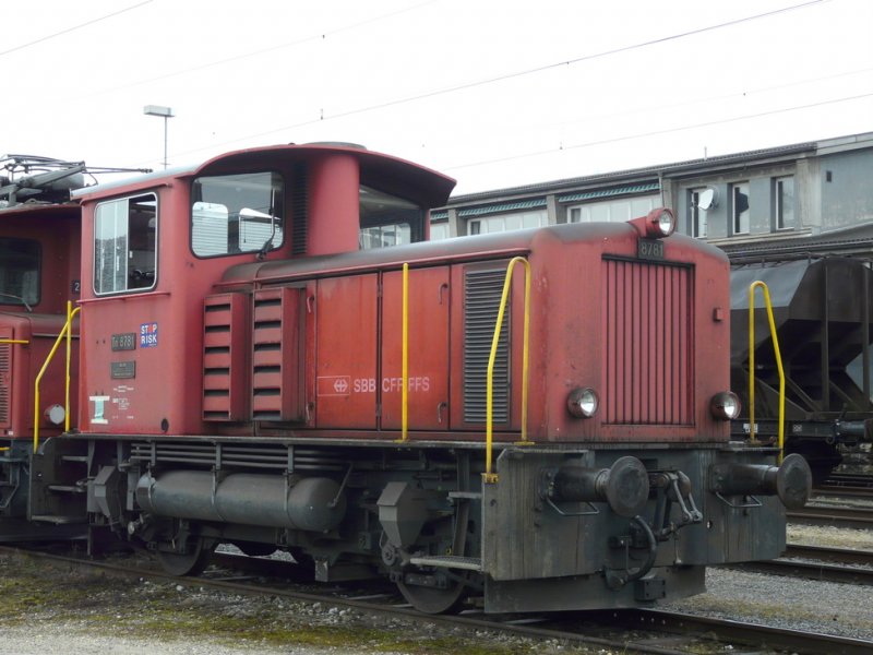SBB - Diesellok Tm 2/2 8781 im G�terbahnhof von Biel/Bienne
