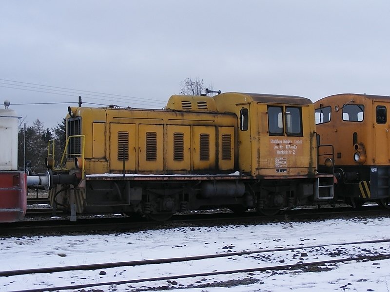 Werklok 2 (TGK2-E1) der Stahlbau Niesky GmbH am 20.2.2009 abgestellt