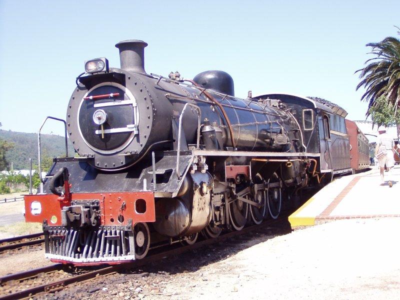 Choo Tjoe im Bahnhof von Knysna (S�dafrika 17.11.2003) 