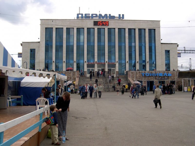 Hauptbahnhof Perm am Ural (Perm 2)
22.August 2004 um ... Uhr.