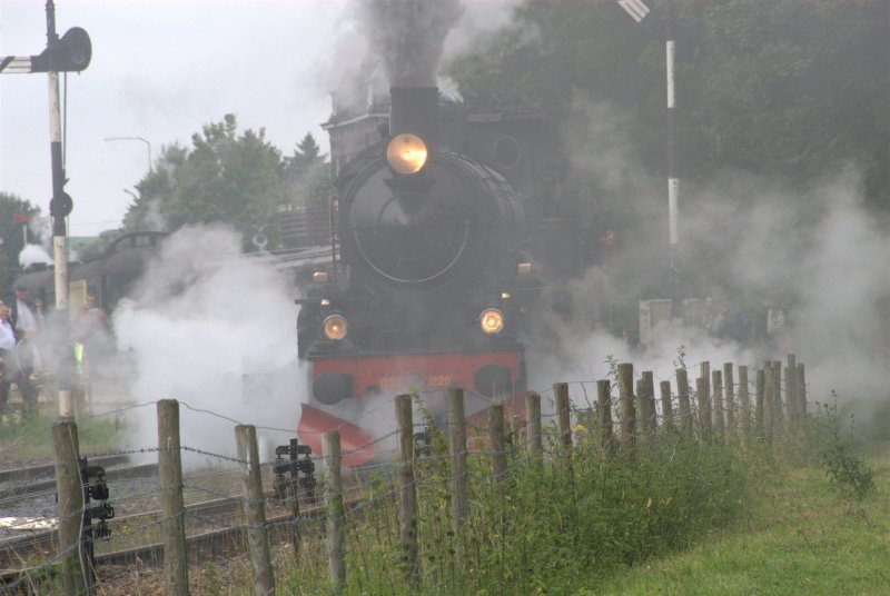 1220 der ZLSM (Hersteller Nydqyist&Holm Trollh�ttan Fabr.Nr.1036 Bauj.1914)am 11.07 2009