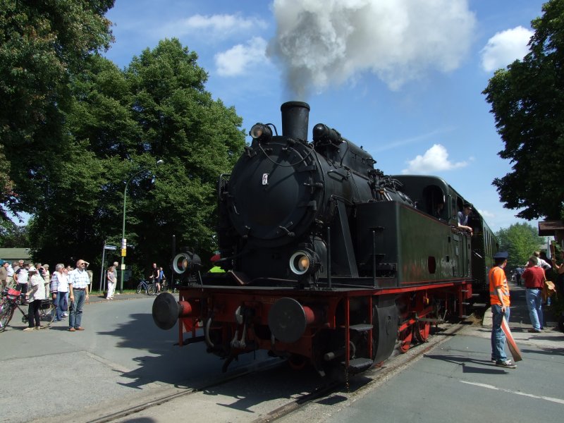 VIII der Hespertalbahn am 28.7.09 in Essen-Kupferdreh 