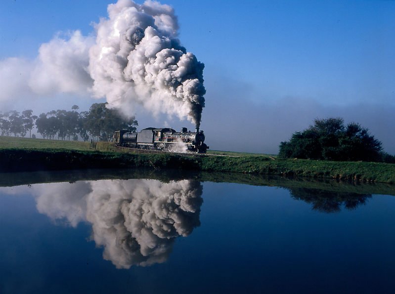 Eine 19D mit Gmp im Morgennebel!Mai 1995 S�dafrika 