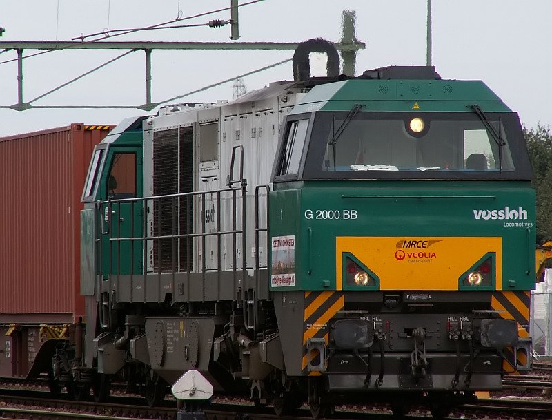 Diese G 2000 BB zieht einen G�terzug nach Venlo. Das