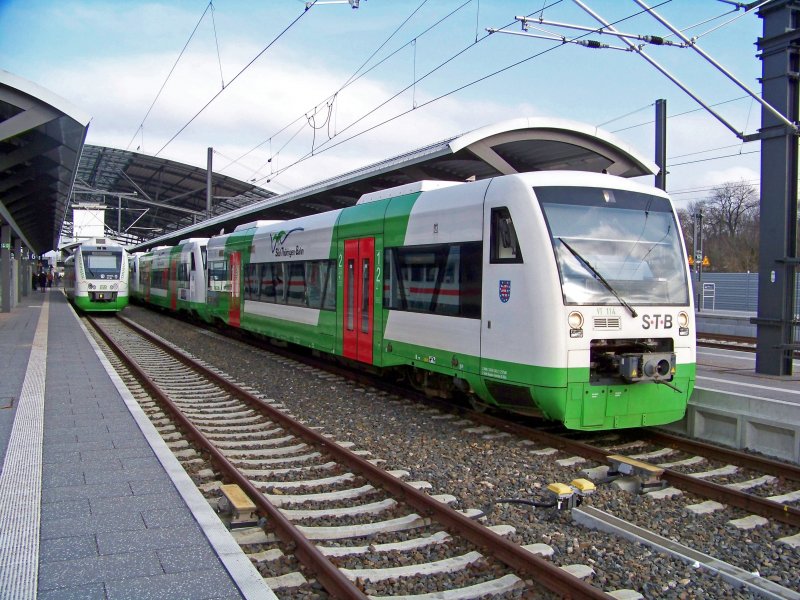 ITINO der EB und 2x650 der STB in Erfurt Hbf,