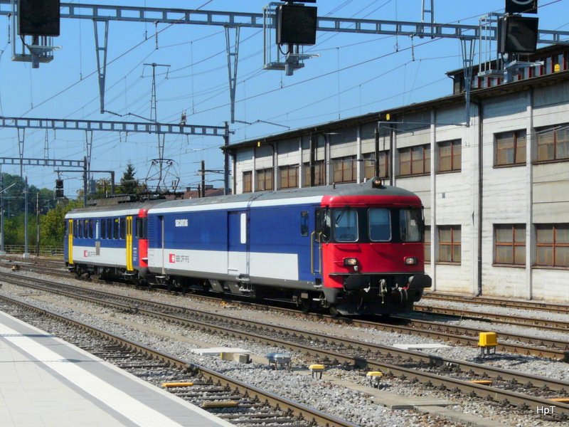 SBB - Im Bahnhof Burgdorf bei der Durchfahrt der SBB/Securitas