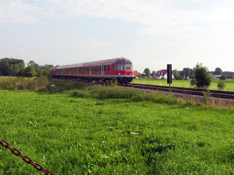 RE nach Augsburg am 14.7.2009 bei Dillishausen 