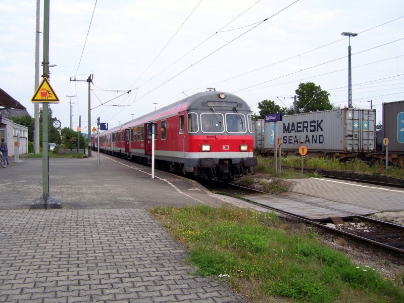 RE nach Regensburg am 9.8.2009 in Saal 