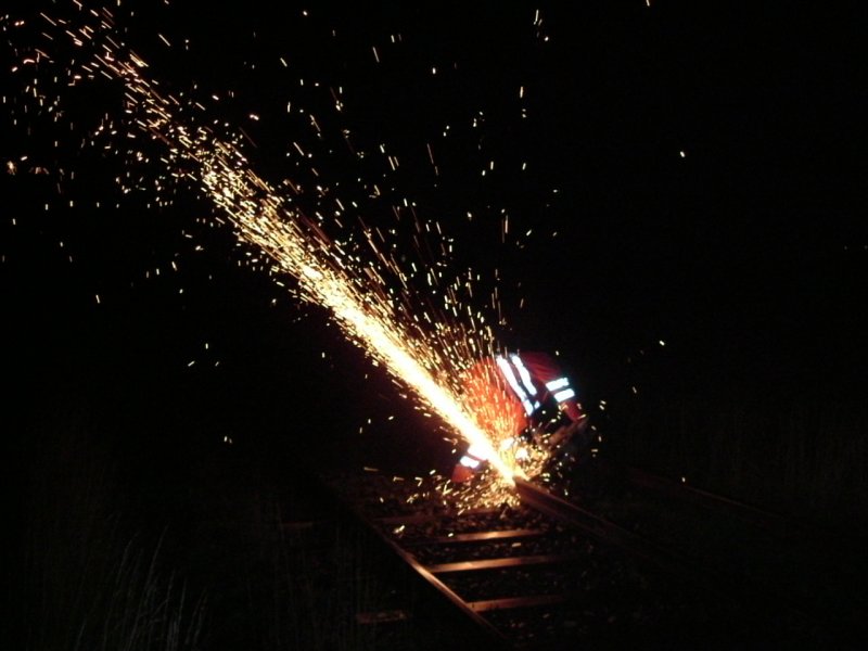 Bei den Gleisbauarbeiten am 01.08.2006 entstand dieses Bild. (Strecke Amberg-Schnaittenbach)
