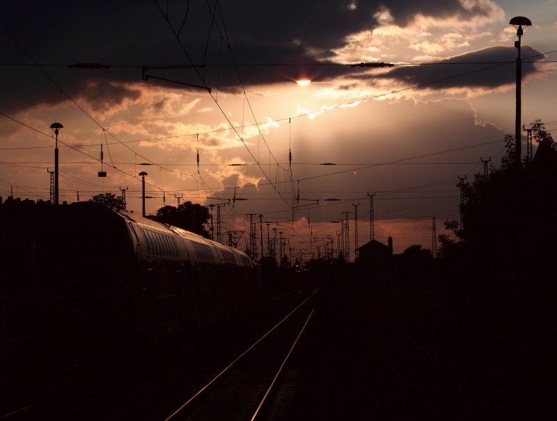 Abendstimmung gestern Abend am L�bbenauer Bahnhof. 17.06.2009 