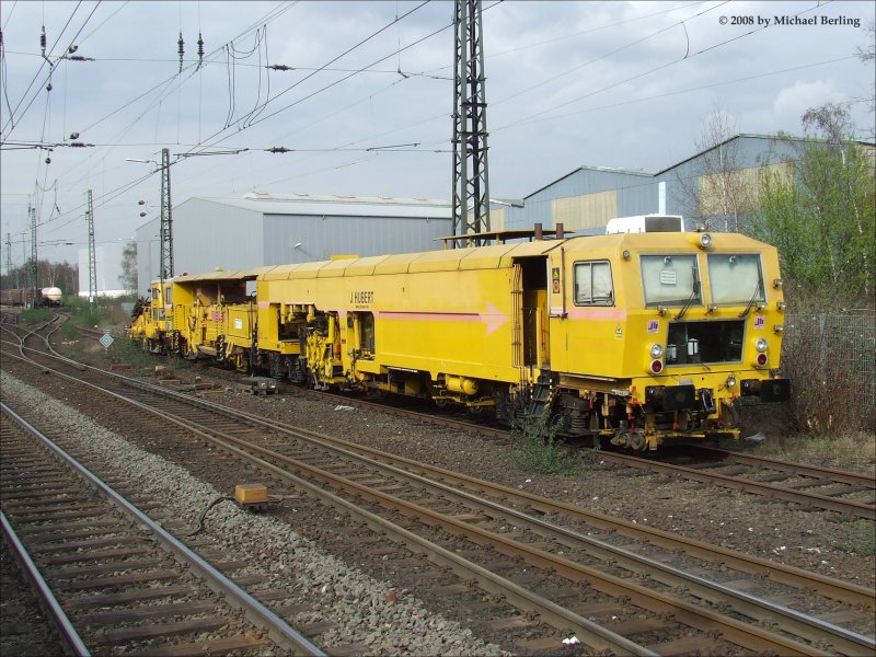 A WSM 08-475/4S of J. Hubert is parked in the