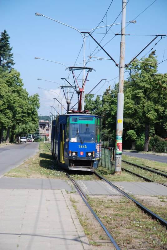 Danzig, 20.06.2007, Stra�enbahn-Linie 6 hat Einfahrt in Station Tetmajera 
