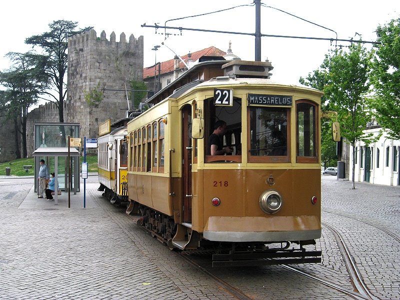Tw 218 an der Endstelle Batalha (10. Mai 2009) 