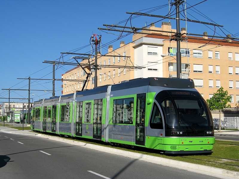 Am 23.12.2008 begann die Stra�enbahn in Vitoria-Gasteiz ihren Betrieb mit