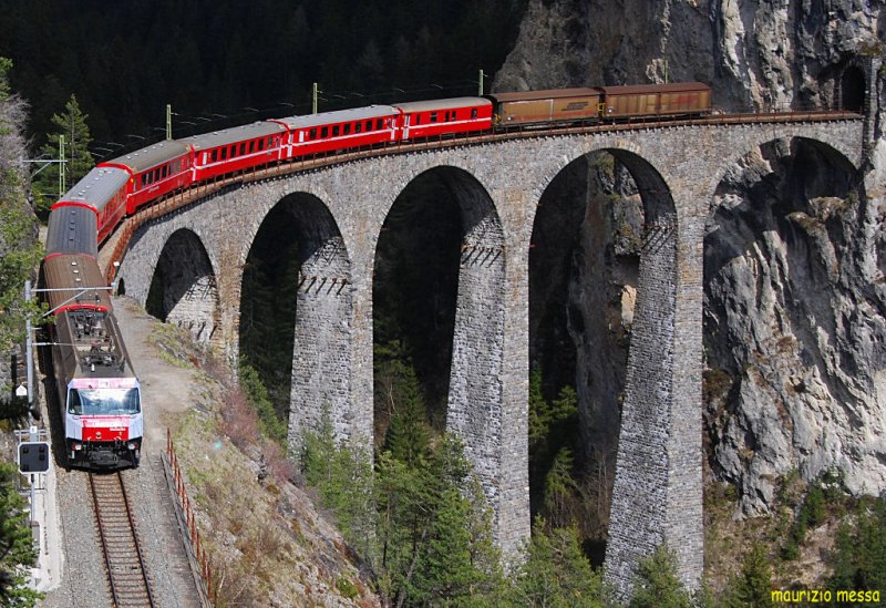 RhB Ge4 / 4'''650 just after crossing the wonderful Landwasserviadukt,