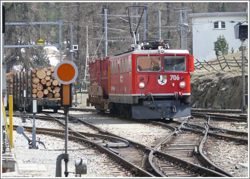 F�r gr�ssere Abfallmengen aus dem Engadin verkehren Containerwagen zur KVA