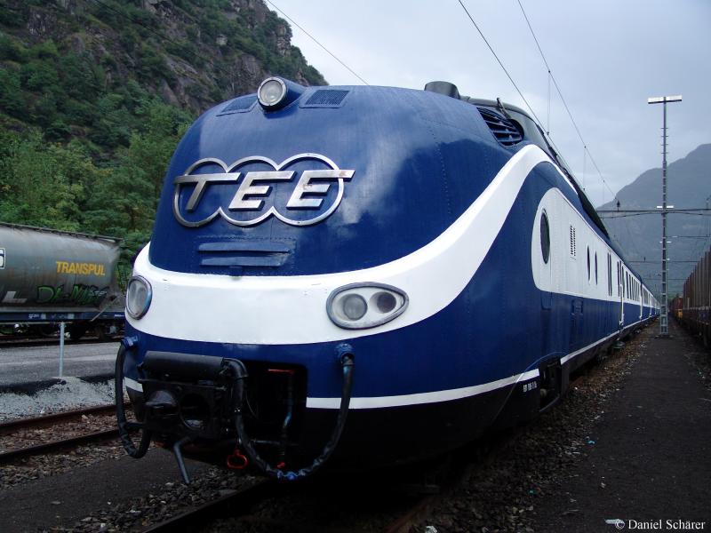 TEE VT 11.5 der ESG (Eisenbahn- und Sonderwagen- Betriebsgesellschaft) am 20.8.05 noch auf seinem alten Abstellgleis in Bodio