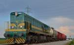 S� 644-016 zieht G�terzug durch Cirkovce Richtung Pragersko. /8.5.2013