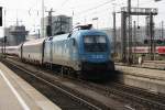 1x16-werbeloks Ausfahrt aus den M�nchner Hbf am 01.07.10: 1016 023-2 'Kyoto' auf dem Weg Richtung Siegen.