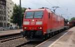 185 048 zieht am ...  Martin Schneider 04.08.2010