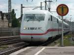 Ein ICE 2 f�hrt ...  Matthias 03.09.2010