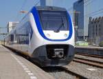 Die ganz neue BR 2400 (2405) mit Regionalzug von Rotterdam ...