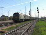 2M62-1234 mit einem G�terzug auf Bahnhof Riga Pasazieru am 3-5-2010. ...