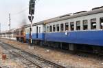 4101-4154 ALS ALS 4101 (Co'Co', de, Alsthom, Bj.1974) verl�sst am 26.M�rz 2010 mit einem Personenzug den Bf. Ayutthaya.
