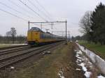 4200-icm-koploper Koplopers 4223 und 4219 mit IC 731 Schiphol-Groningen CS bei Haren am 19-2-2010.