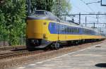Koploper mit IC Enchede - Den Haag CS beim einfahrt ...