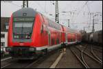 aachen Hier einer der vielen DoStos Parks des RE1 Richtung Hamm, dieser wurde zu diesem Zeitpunkt von der 146 021 aus dem Aachener Hbf heraus gezogen.
18.3.10 16:50