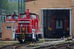 362 415-2 ruht sich vor dem Aachener Bw aus, 1.6.10 ...