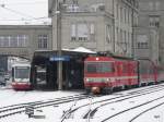 AB Appenzeller Bahnen AB / TB - Regio nach Trogen  und nach Appenzell im AB Bahnhof von St.Gallen am 10.01.2010