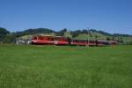 AB Appenzeller Bahnen BDeh 4/4 14, noch in der alten Lackierung, verl�sst am 8.7.10 Gais als S 11 nach Appenzell.