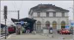 Die RHB h�lt am Hausbahnsteig Gleis 1 in Rorschach. (10.03.2010) ...
