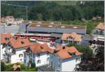 Der Endbahnhof Heiden mit dem alten Fachwerkbahnhof und dem neuen ...