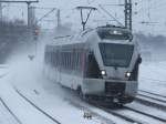 Abellio Rail NRW Mit den silber-schwarzen Fahrzeugen fast unsichtbar im Schnee... die Flirts der Abellio Rail NRW. Hier am 03.01.2010 in Bochum-Ehrenfeld.


