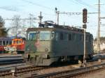 ae-6-6--ae-610 asm und SBB - Im Hintergrund die asm Rangierlok Ge 4/4 126 und vorne im die SBB Ae 6/6 11517 im Bahnhof Langenthal am 28.11.2009