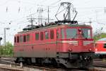 ae-6-6--ae-610 11 424 am 23.04.10 in Basel Bad. Bf. Eilgut. Die Kantonslok ist f�r den Hafenpendel eingeteilt und pendelt an diesem Tag mehrmals zwischen Muttenz und Kleinh�ningen Hafen. 