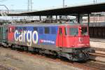 ae-6-6--ae-610 610 420 am 22.03.10 in Muttenz wartet auf neue Aufgaben. 
Die ehemalige Kantonslok hat somit schon alle drei Farben durch (gr�n-rot-Cargo), die Kantonszierstreifen wurden leider entfernt, am Schweizerkreuz ist noch zu erkennen das es mal eine Kantonslok war.