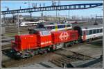 Am 843 042-3 in Basel SBB. (01.03.2010)  ...