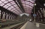 Bahnsteig 4 in Antwerpen ...  Frank Thomas 26.12.2011