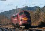 Auslandische Dieselloks MY 1138 rangiert in Hausach und trifft auf VT 532 und *** als OSB87329 (Bad Griesbach(Schwarzwald)-Freudenstadt Hbf) 27.12.09