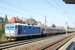 Auslandische Loks CD 372 002-7 mit EuroCity in Richtung Prag durchf�hrt Dresden-Niedersedlitz, 23.04.2010