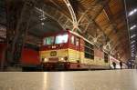 371 005-0 im Hbf ...  Dieter Berger 24.11.2011