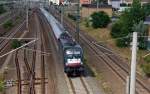 ES 64 U2 - 017 zieht am 18.07.10 den AZ ...