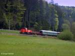 avg-albtal-verkehrsgesellschaft-ohne-stadtbahnverkehr 01.05.2010: AVG 464 am Zugende des Nostalgiezuges. Der Rungenwagen diente an diesem Tag als Fahrradtransportwagen, denn es waren auch viele Radwanderer mit der Bahn unterwegs.