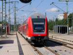 DB - RE  bei der einfahrt in den Bahnhof von Singen an der Spitze der Steuerwagen 50 80 86-81 ??? am 02.08.2015 