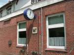 Bahnhofsuhr in Marienhafe Bf   ...