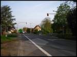 Eingeschaltete Lichtzeichenanlage am Bahn�bergang ...  Max Maa�en 29.04.2010